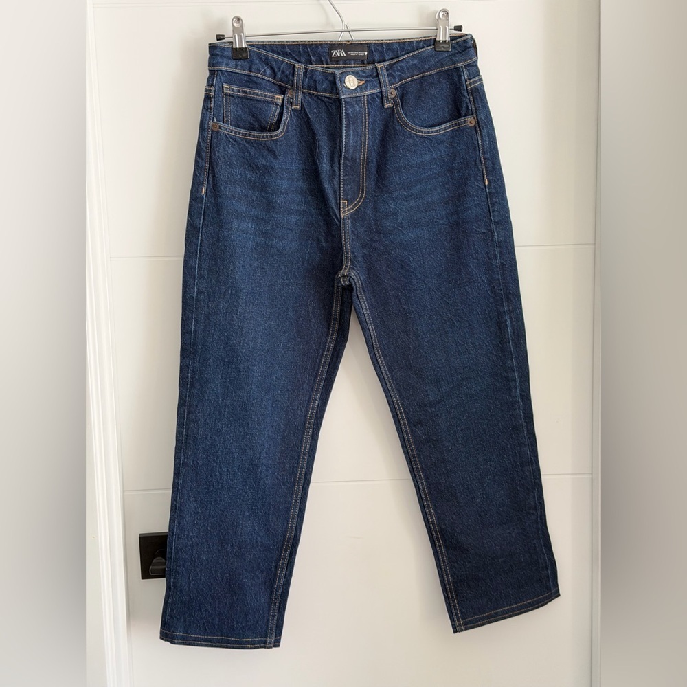 ⭐️Like New⭐️Zara: Women’s Cropped Jeans (inseam approx 22.5in) -Size 6